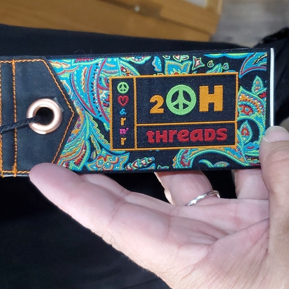 2OH Threads black velvet trim lace trim open front black blazer 🔥 - Picture 6 of 12